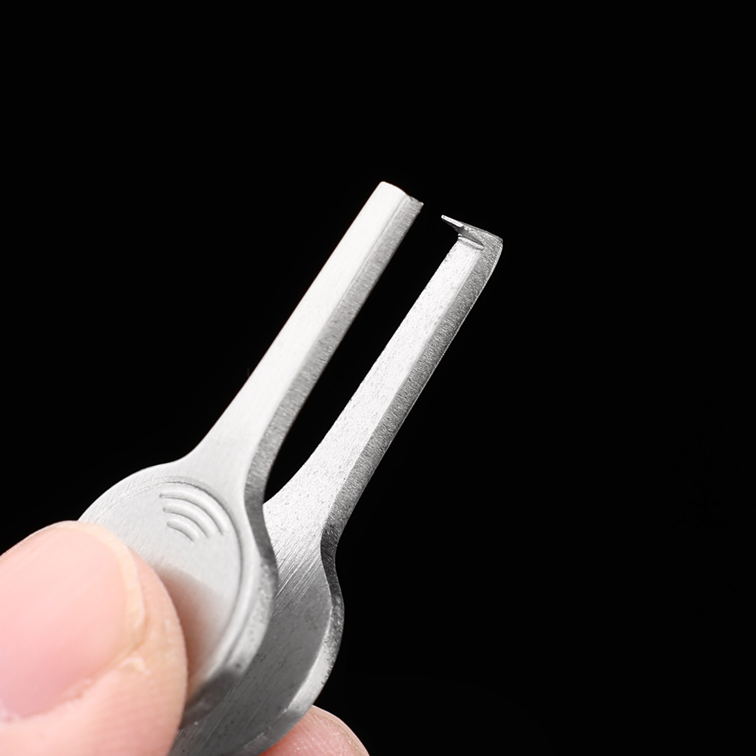 Outil de pêche pour ouvrir les - Fishing Equipment Tools avis et prix